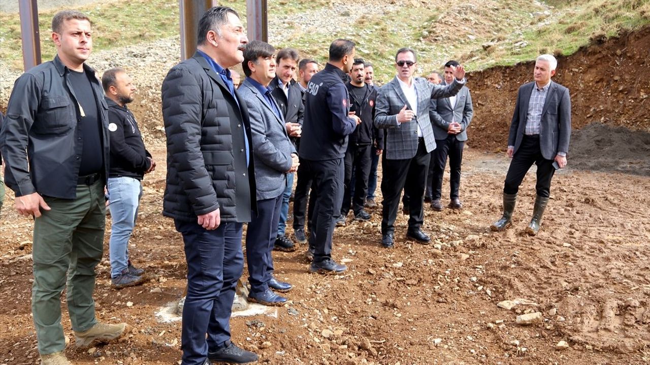Bitlis'te iki mahalle için çığ önlemi alınıyor