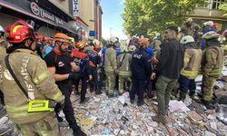 İstanbul Valisi Gül'den Küçükçekmece'deki çöken binaya ilişkin açıklama