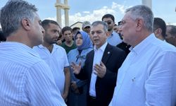 AK Parti Elazığ Milletvekili Keleş, iş bırakma eylemi yapan maden işçilerini ziyaret etti