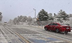 İstanbul'da sağanak, rüzgar ve kar hayatı olumsuz etkiliyor