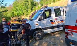 Sakarya'da şarampole devrilen UTV aracındaki karı koca yaralandı