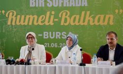 AK Parti Genel Başkan Yardımcısı Uygur, Bursa'da "Bir Sofrada Rumeli-Balkan" programında konuştu
