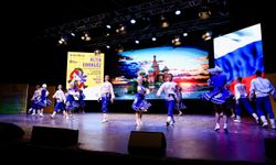 Bursa'da Uluslararası Altın Karagöz Halk Dansları Yarışması başladı