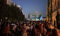 Caz sanatçısı Roge, 32. İstanbul Caz Festivali'nde müzikseverle buluştu