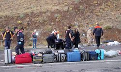 Sivas'ta yolcu otobüsü dağın yamacına çarptı, 4 kişi öldü, 33 kişi yaralandı