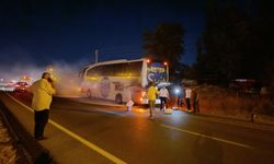 Yozgat'ta seyir halindeki yolcu otobüsünde çıkan yangın söndürüldü