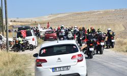 Motosiklet gönüllüleri, Büyük Taarruz'u 'süvarinin izinden' giderek anıyor