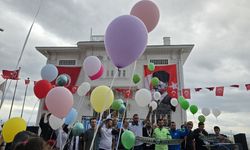 Bursa'da lösemiyi yenen 11 yaşındaki Ali Demir için gökyüzüne balonlar bırakıldı