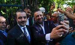Suriye bayrağı, Washington'da göndere çekildi