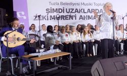 Zeki Müren besteleriyle anıldı