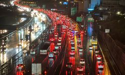 İstanbul'un bazı bölgelerinde yağmur etkili oluyor