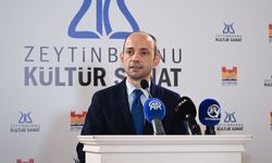 Zeytinburnu'nda 'Kanıt' İnsanlığın Evrensel Yıkımı Sergisi açıldı