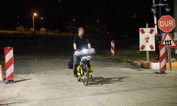 Bisikletiyle umreye gitmek için Balıkesir'den yola çıkan kişi Hatay'a ulaştı