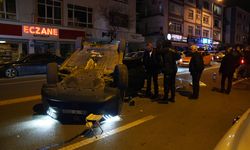 3 aracın karıştığı trafik kazasında 1 kişi yaralandı