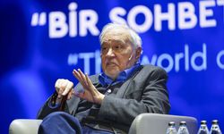 Prof. Dr. İlber Ortaylı, Vizyoner'25'de 'Bir Sohbetin İçinde Zamane Dünyası'nı konuştu:
