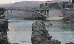 Şırnak'ta terliğini almak için Dicle Nehri'ne giren çocuk kayboldu