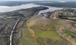 Terkos Gölü'ndeki su seviyesinin düşmesiyle tarihi yapıların kalıntıları ortaya çıktı