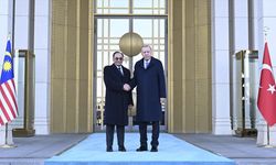 Cumhurbaşkanı Erdoğan, Malezya Başbakanı Enver'i resmi törenle karşıladı