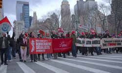 New York'ta ICE ve ABD'nin Venezuela'ya müdahalesi protesto edildi