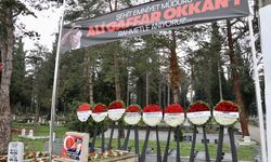 Şehit Emniyet Müdürü Ali Gaffar Okkan, Sakarya'da mezarı başında anıldı