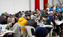 İBB Başkan Vekili Aslan Bağcılar'da vatandaşlarla birlikte iftar yaptı