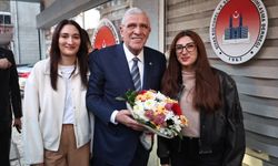 İYİ Parti Genel Başkanı Dervişoğlu, öğrenci yurdunda iftara katıldı