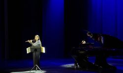 Flüt virtüözü Şefika Kutluer AKM'de müzikseverlerle buluştu