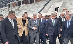 Gençlik ve Spor Bakanı Bak, Artvin'de çeşitli ziyaretlerde bulundu