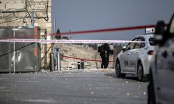 İran'ın misillemesi sırasında bir füze parçası, Doğu Kudüs'ün Eski Şehir bölgesine düştü