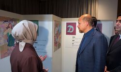 YTB, Amsterdam'da, Avrupa'daki sanatçıların ve yazarların başarılarının ele alındığı panel düzenledi