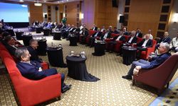 Bakan Memişoğlu, 15. OHSAD Kurultayı'nda sağlık sektörünün temsilcileriyle bir araya geldi