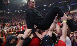 Basketbol Avrupa Ligi şampiyonu Olympiakos, kupasını aldı