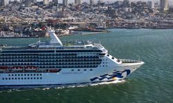Island Princess kruvaziyer gemisi San Francisco'dan hareket etti