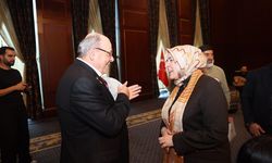 Babalar Günü dolayısıyla AK Parti'de şehit babaları ve gaziler ağırlandı