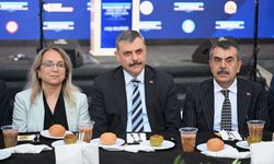 Bakan Çiftçi: 'Bu aziz vatan; Alevisiyle, Sünnisiyle, Türküyle, Kürdüyle, Arabıyla, Çerkesiyle aynı gök kubbenin altında kader birliği yapmış büyük bir milletin yurdudur.'
