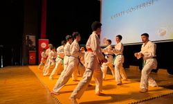 Beylikdüzü'nde genç karatectiler için diploma töreni düzenlendi