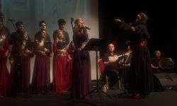 Bursa'da Harı-Bülbül Korosu konser verdi