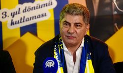 Fenerbahçe Kulübü Başkan Adayı Hakan Safi, kongre üyeleriyle bir araya geldi