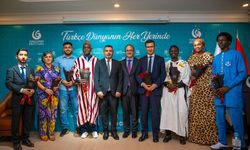 Gambiya'da YEE 'Gelin Tanış Olalım: Uluslararası Şiir Akşamı' etkinliği düzenledi