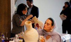 Tahran'da Çağdaş Sanatlar Müzesi'nde 'Minab'a Bir Nakış' isimli sanat etkinliği düzenlendi