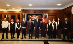 TBMM Başkanı Kurtulmuş, Türkiye'nin Bakü Büyükelçiliğini ziyaret etti