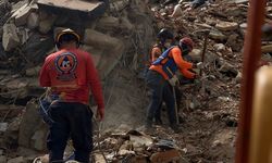 Venezuela'daki depremlerin ardından arama kurtarma çalışmaları devam ediyor