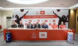 Voleybol Milli Takımlarına JBL Türkiye'den sponsorluk desteği