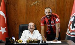Gaziantep FK, Nazım Sangare ile yeni sözleşme imzaladı