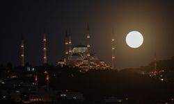 İstanbul'da dolunay