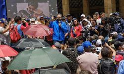Maduro destekçileri Caracas'ta bir araya geldi