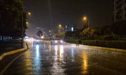 Adana'da sağanak etkili oldu