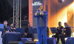 Mevlid-i Şerif'in senfonik ve orkestral düzenlemesi Esenler'de dinleyiciyle buluştu