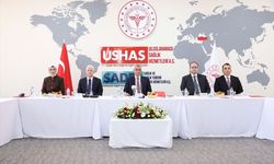 Sağlık Bakanı Memişoğlu, sağlık muhabirleriyle İstanbul'da bir araya geldi:
