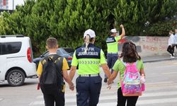 Başkentte jandarma ekipleri okul çevrelerinde tedbir aldı